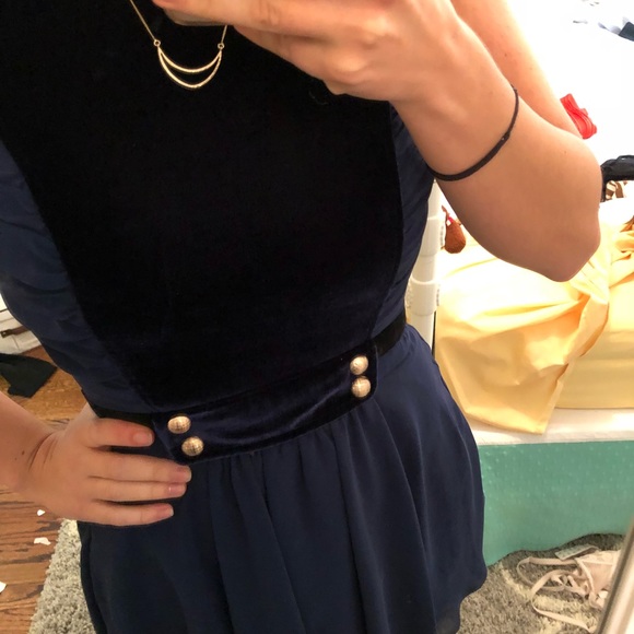 ModCloth Velvet ‘utility vintage inspired dress’ - Picture 4 of 7